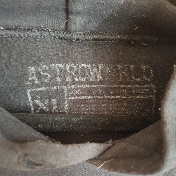 TRAVIS SCOTT ASTRO WORLD TOUR SICKO MODE HOODIE - Picture 5 of 5